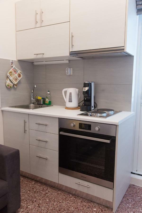 Ivannas Penthouse Atene Esterno foto