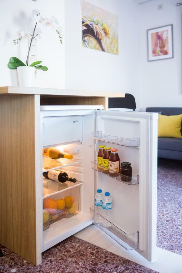 Ivannas Penthouse Atene Esterno foto
