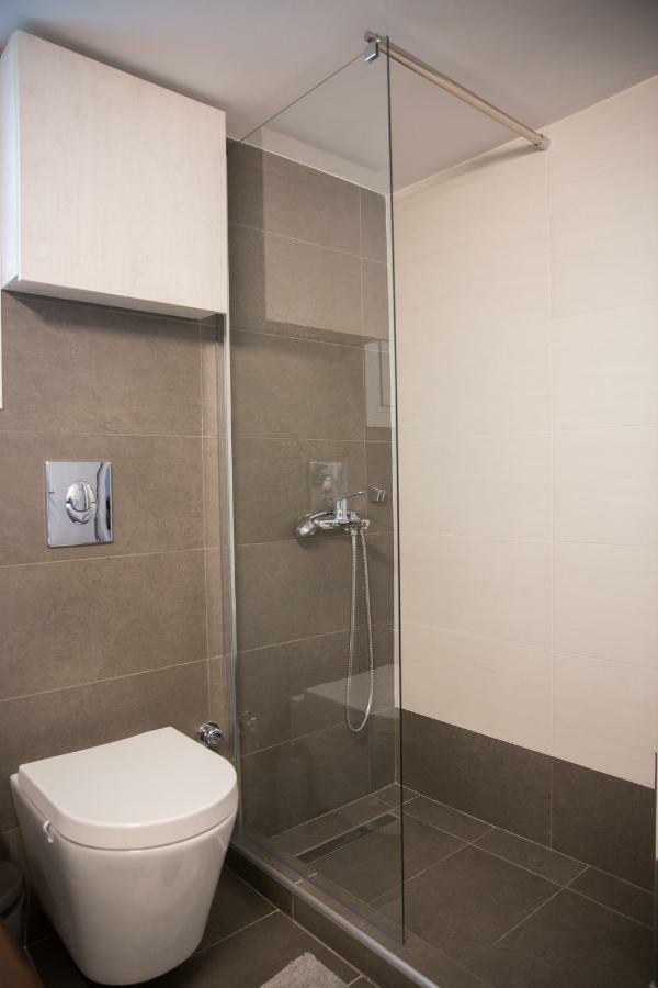 Ivannas Penthouse Atene Esterno foto